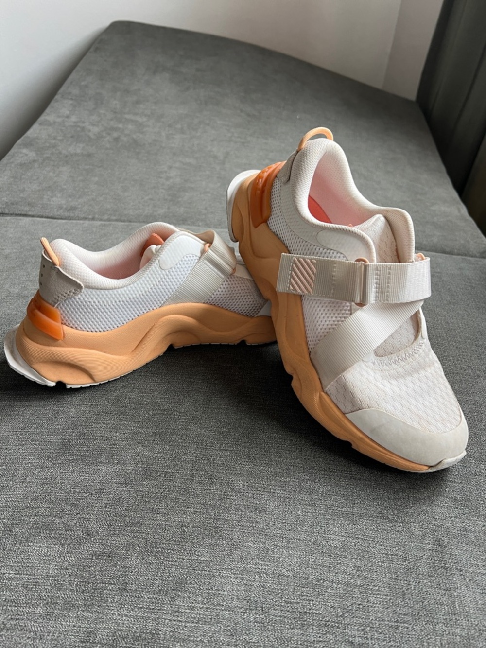 SOREL Mesh Sneakers with Peach Accent - W 8.5